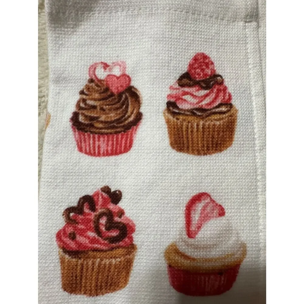CP Valentine’s Day White Red Pink Tan Cupcakes Hearts Cotton Bamboo Tea Towels